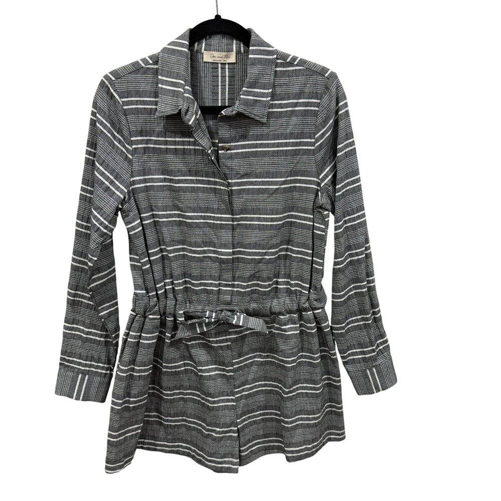 Doe and Rae Women Charcoal Grey Striped Button Down Long Sleeve Romper Small